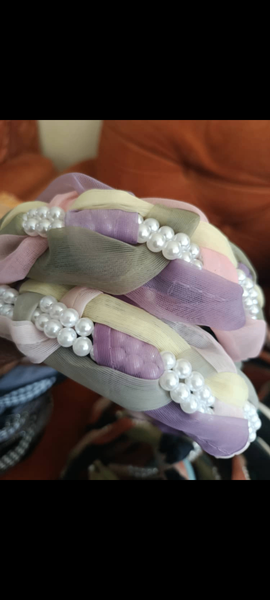 Bandeau tressé perlé élégant