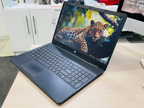 HP Laptop 15 Notebook core i5