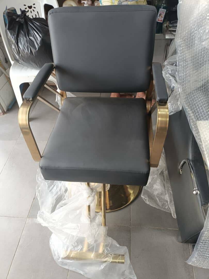 Chaise coiffure moderne pro