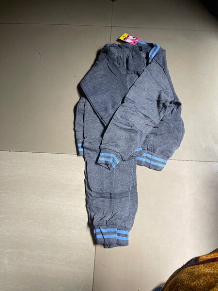 Schoo grey tracksuit