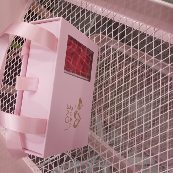Rose gift box