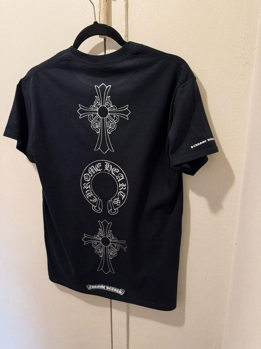 T-shirt chrome hearts