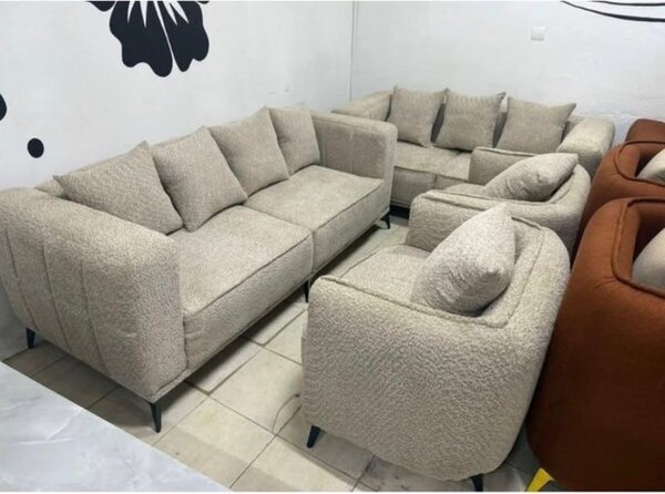 Canapé salon beige Bouclé