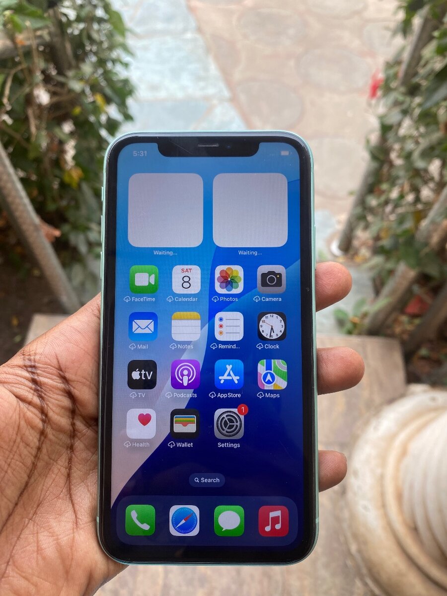 iPhone 11