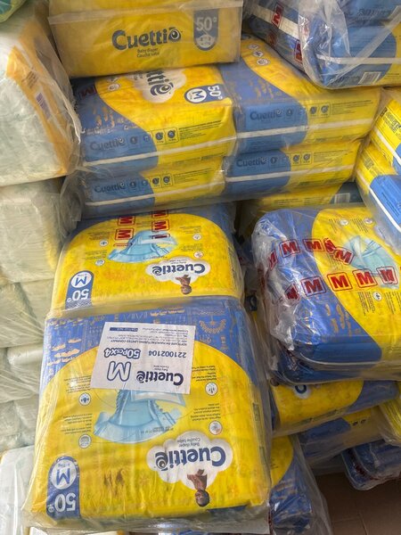 Couches bébé Cuettie M 50 pièces