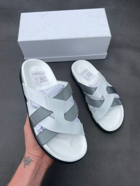 Sandales croisées confortables