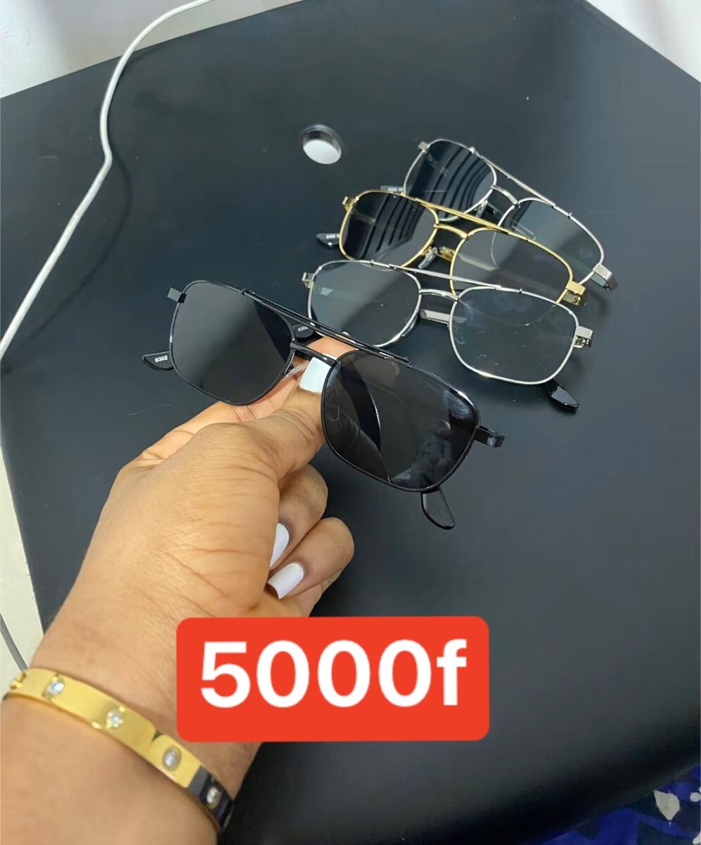 𝑳𝒖𝒏𝒆𝒕𝒕𝒆 𝒔𝒐𝒍𝒂𝒊𝒓𝒆