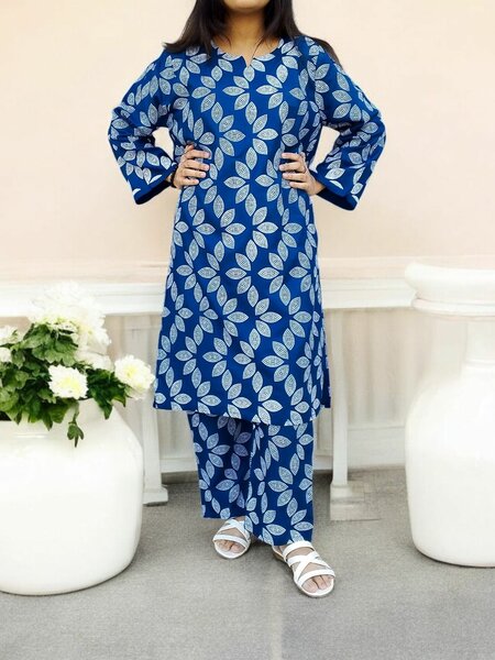 Prined Ladies 2 piece Stitched for Winter