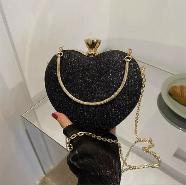 Sac à main en forme de cœur