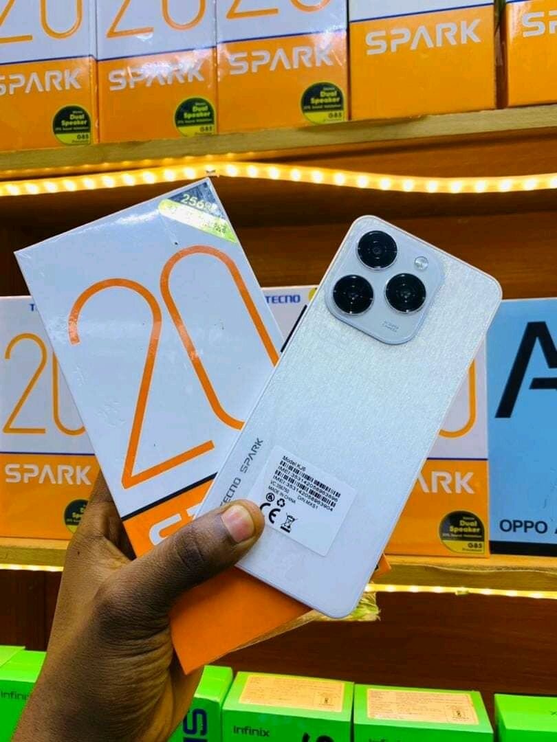 Tecno spark 20 PRO 256GB 16GB RAM première copie dubaï