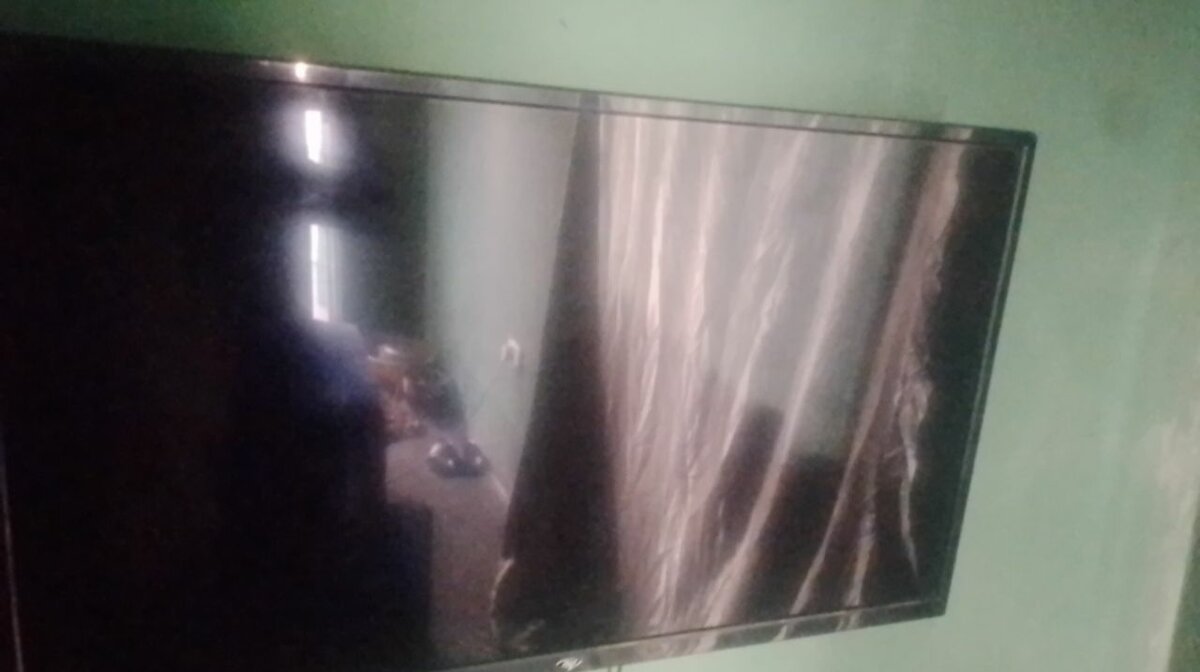 Itel television 42 inches