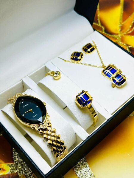 Parures de bijoux