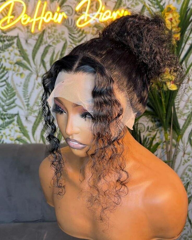 Perruque bouclée lace front