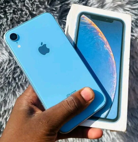 iPhone XR Bleu Débloqué