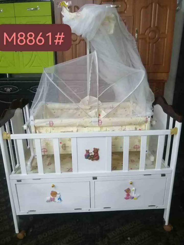 Baby bed wooden