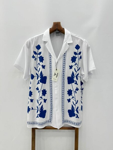 Chemises imprimées d'été