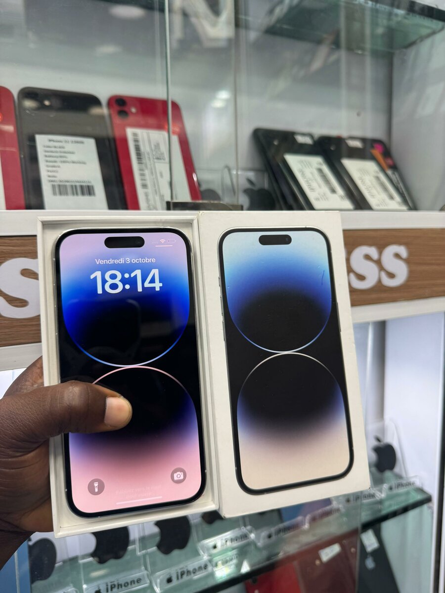 14 pro 128Go très propre 2 puc