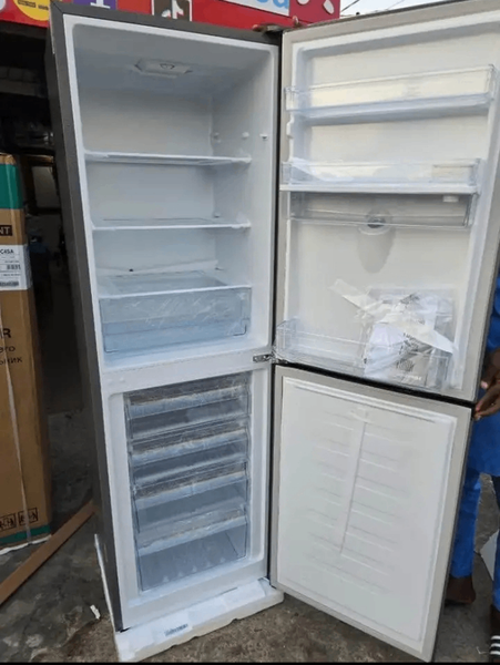 Réfrigérateur congélateur grande capacité