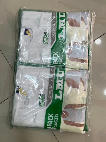 Lot de T-shirts blancs LMU