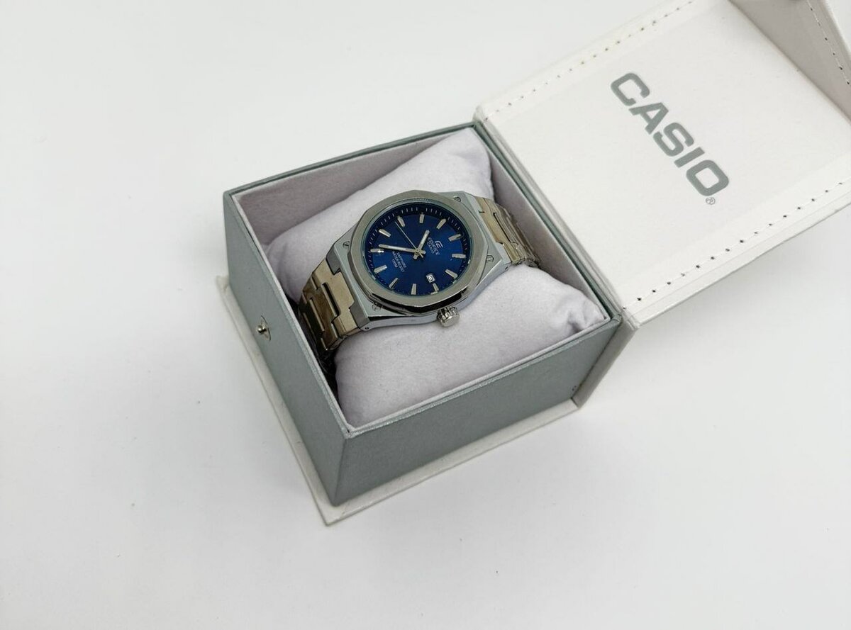 Montre Casio Dorée Élégante