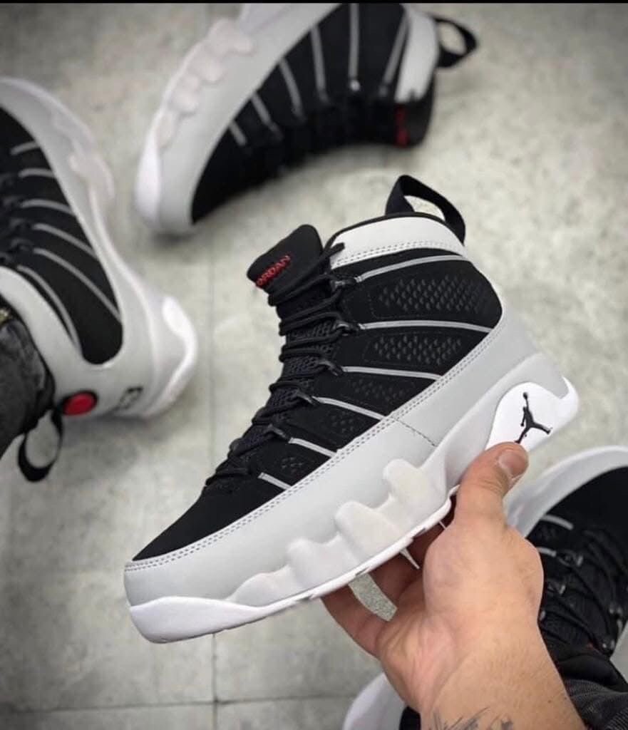 Baskets Air Jordan 9