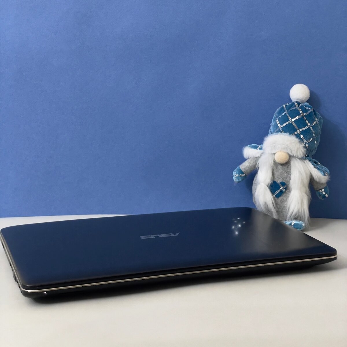 Универсальный ноутбук Asus