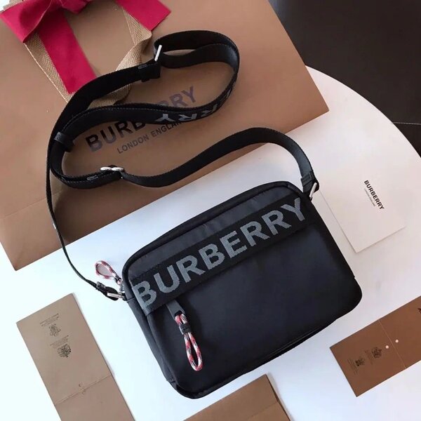 Sac bandoulière chic Burberry