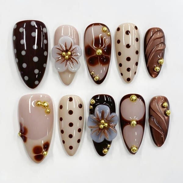 Ongles Design Chocolat Fleurs