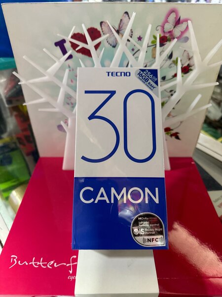 Camon 30