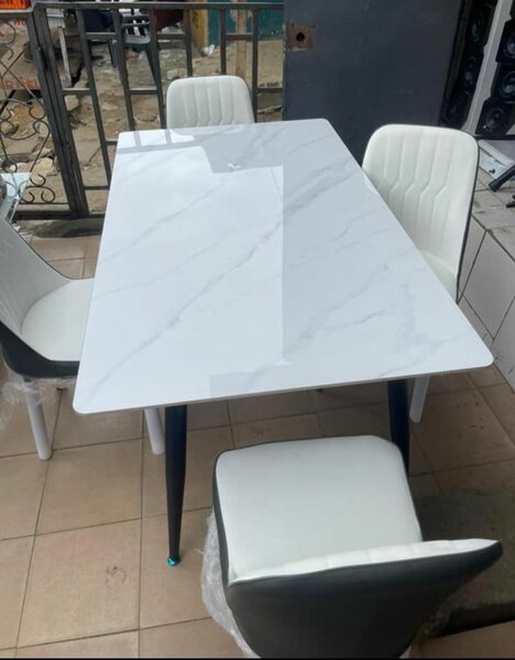 Table à manger marbre blanc