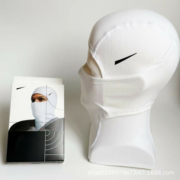 Nike Pro Therma-FIT Cagoule