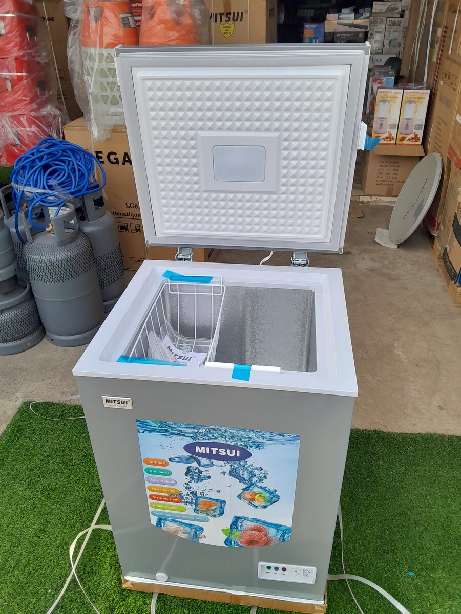 MITSUI DURABLE CHEST FREEZER 93 LITRES