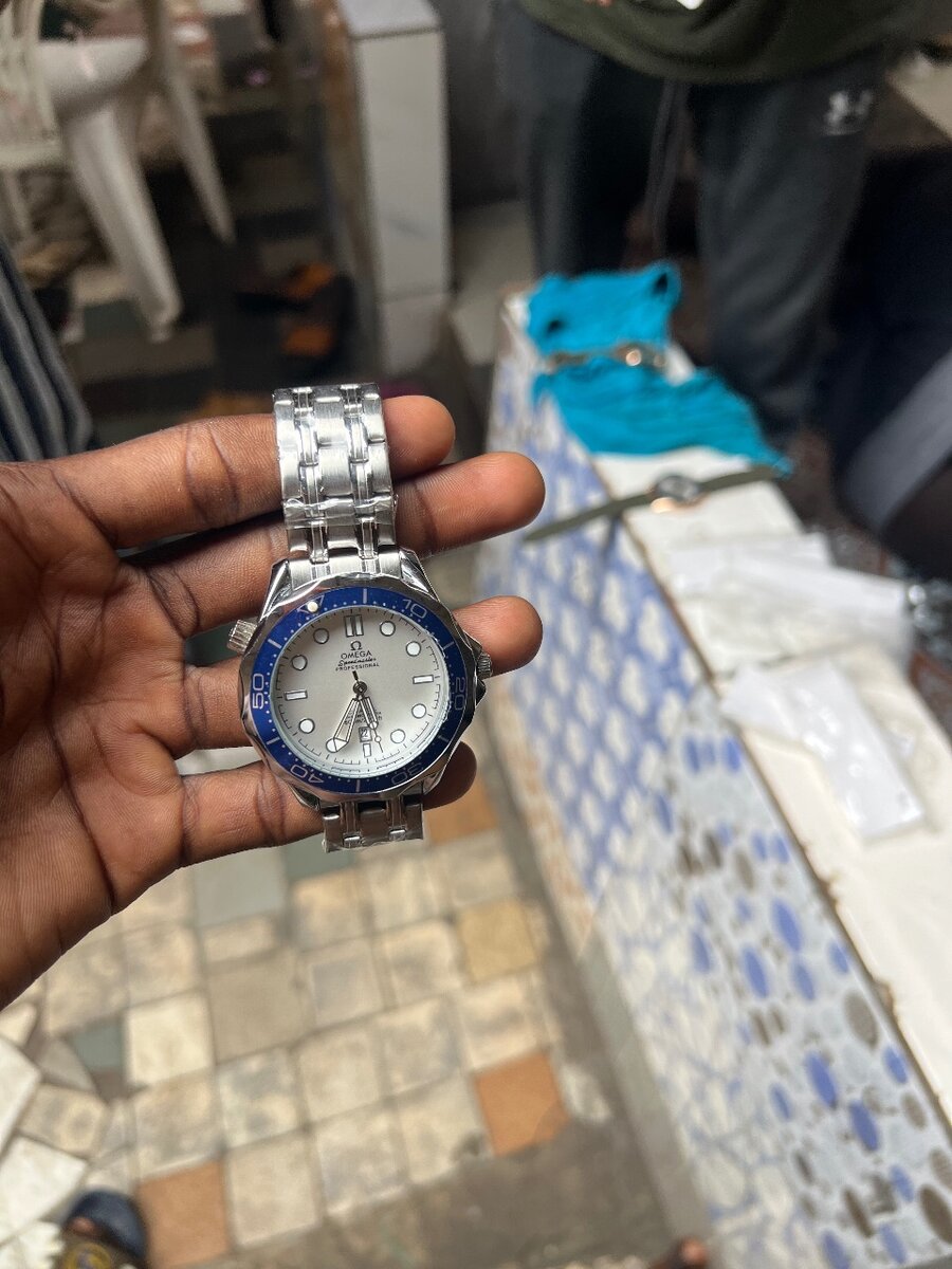 Montre Oméga édition limitée