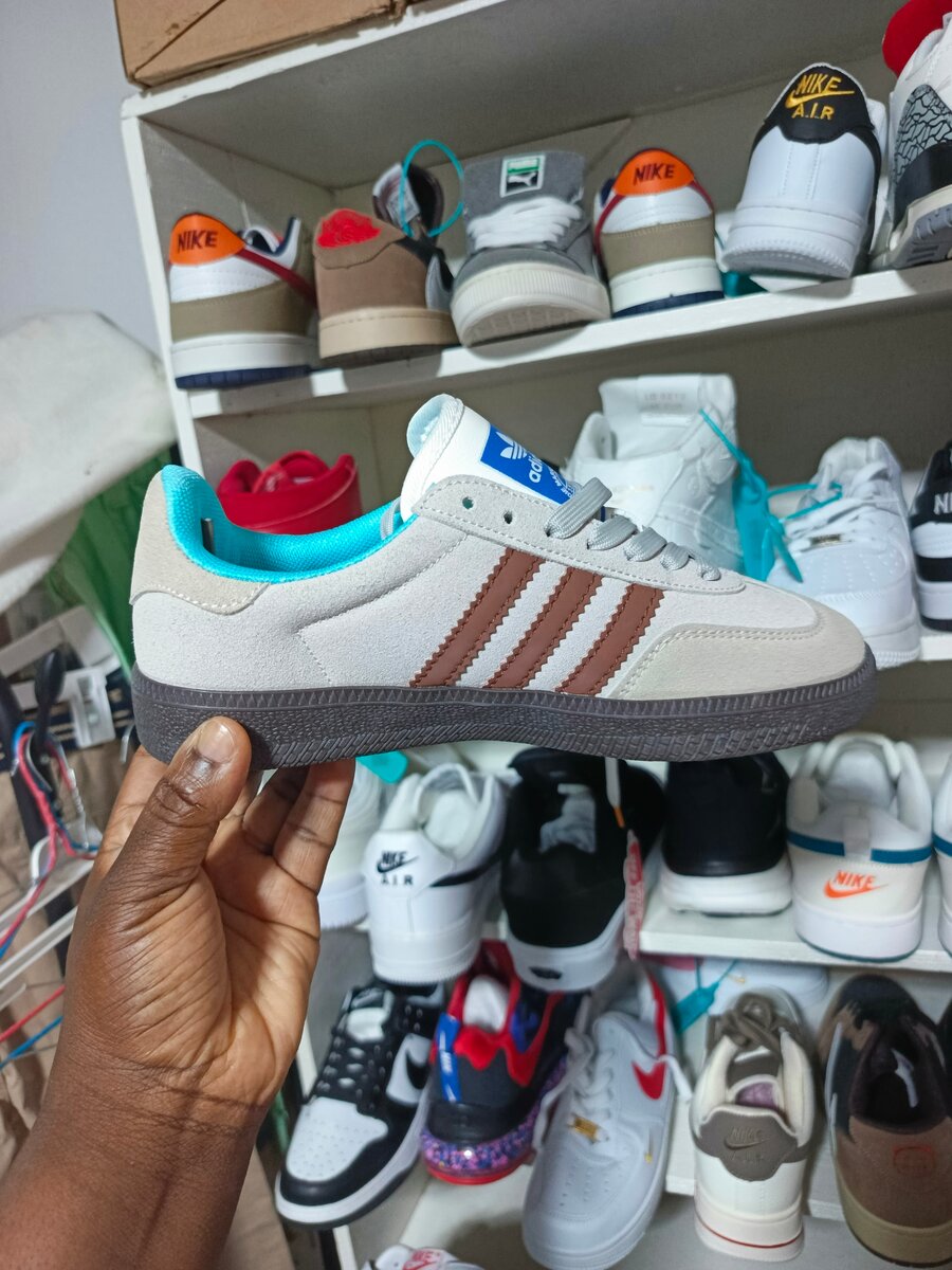 Chaussures Adidas