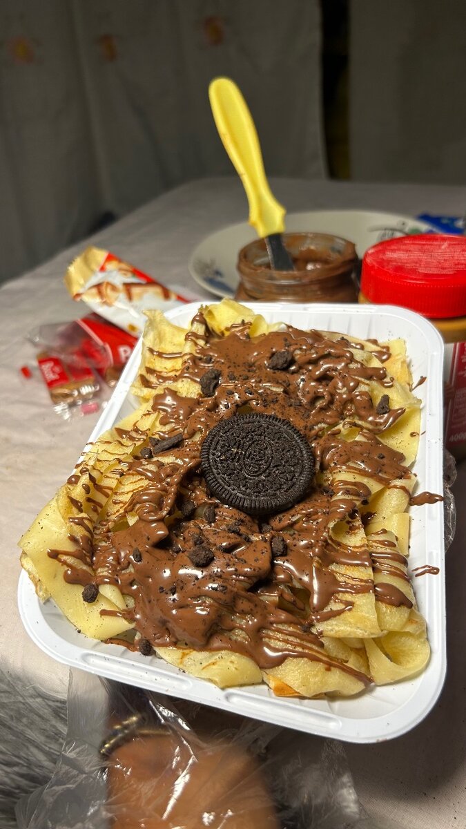 Crêpe au Chocolat et Biscuit