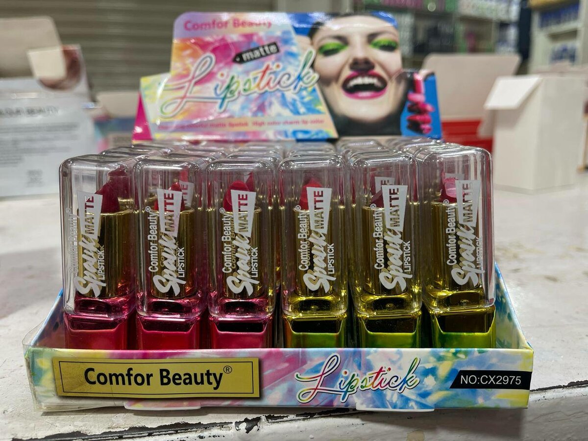 Pack of 24 Comfor Beauty Matte Lipstick