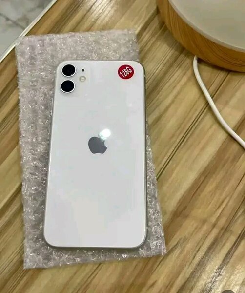 iPhone 11 Blanc 128 Go