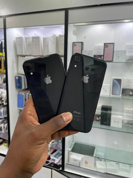 iPhone XR 