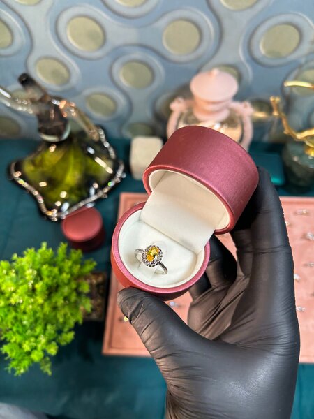 Bague en argent avec saphir