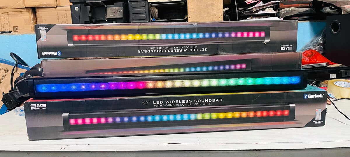 32" LED WIRELESS SOUNDBAR WITH