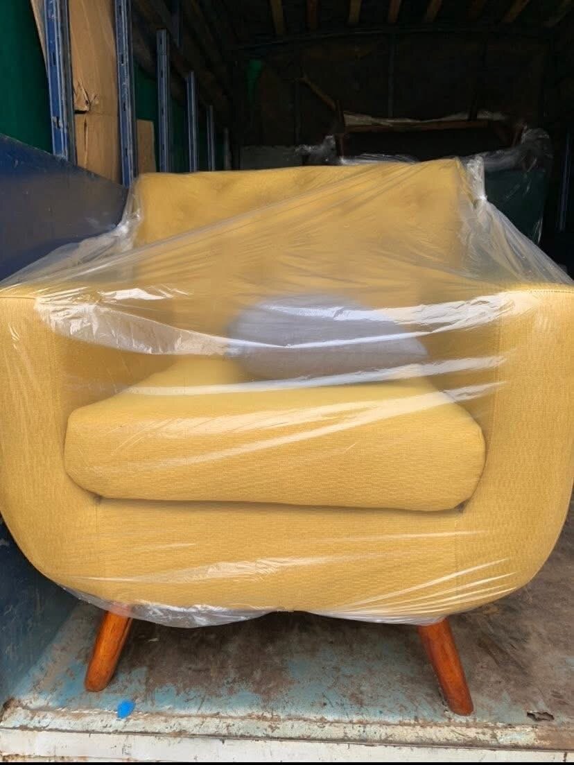 Fauteuil jaune moderne