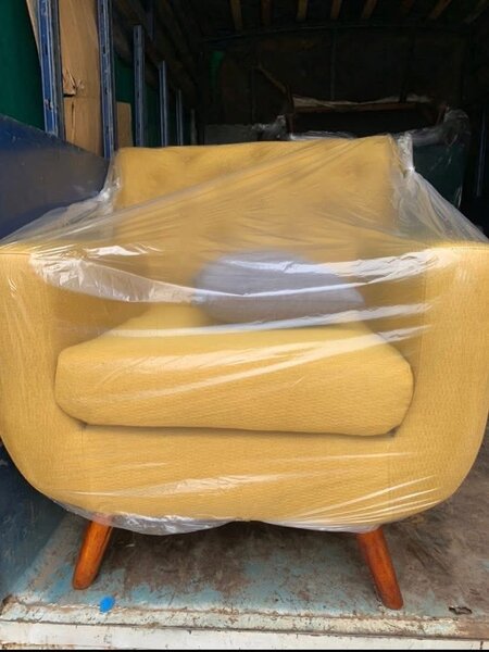 Fauteuil jaune moderne