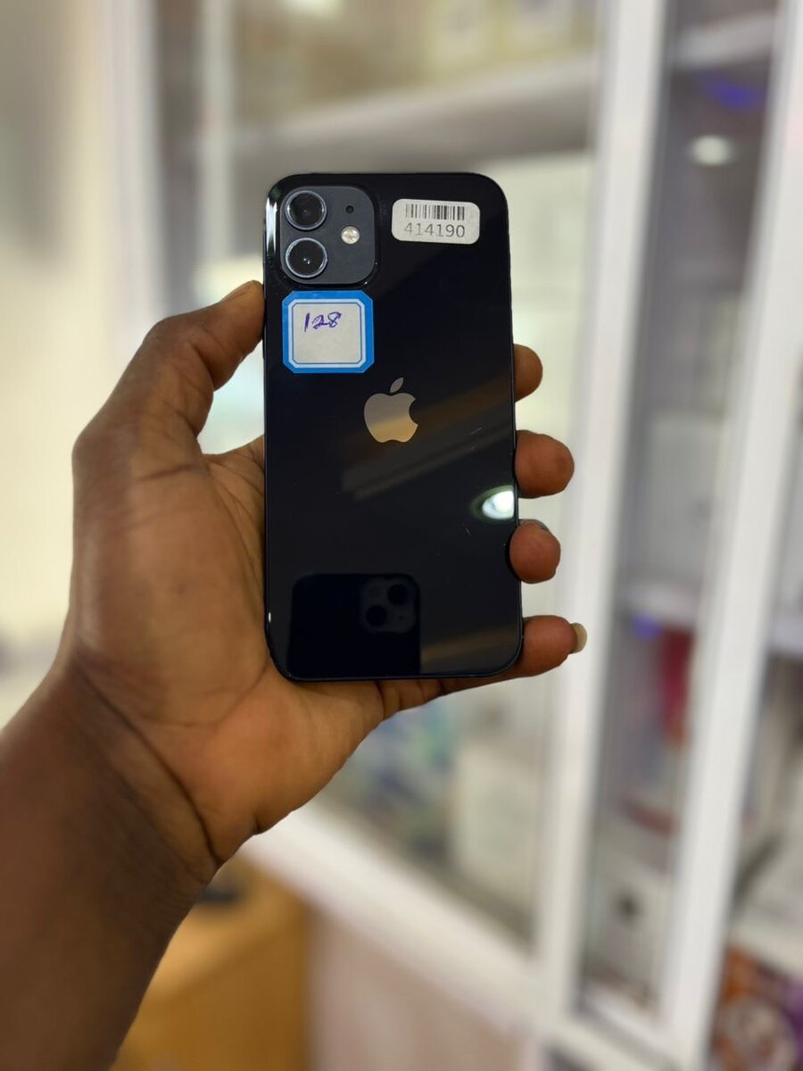 iPhone 12 128 gig