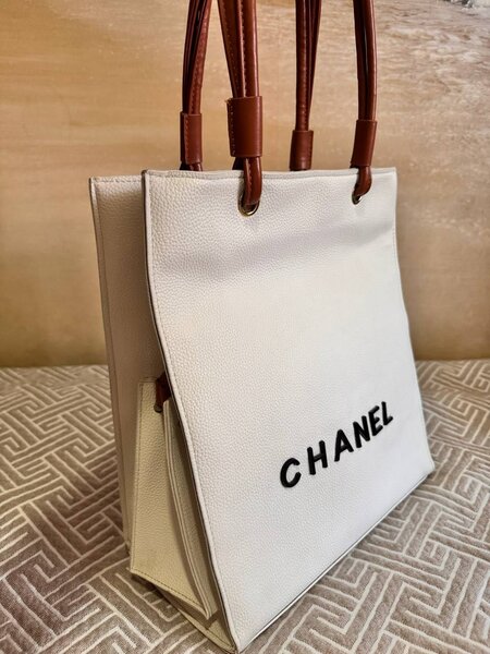 Почти новый только 1 раз носили