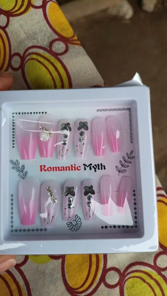 Ongles Artificiels Rose Chic