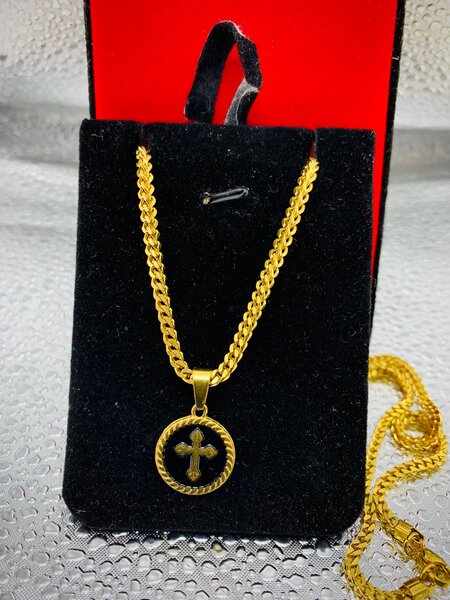 chaînes or plaqué (inox)