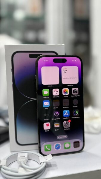 iphone 14 pro 128giga état super propre deux puces prix: 450
