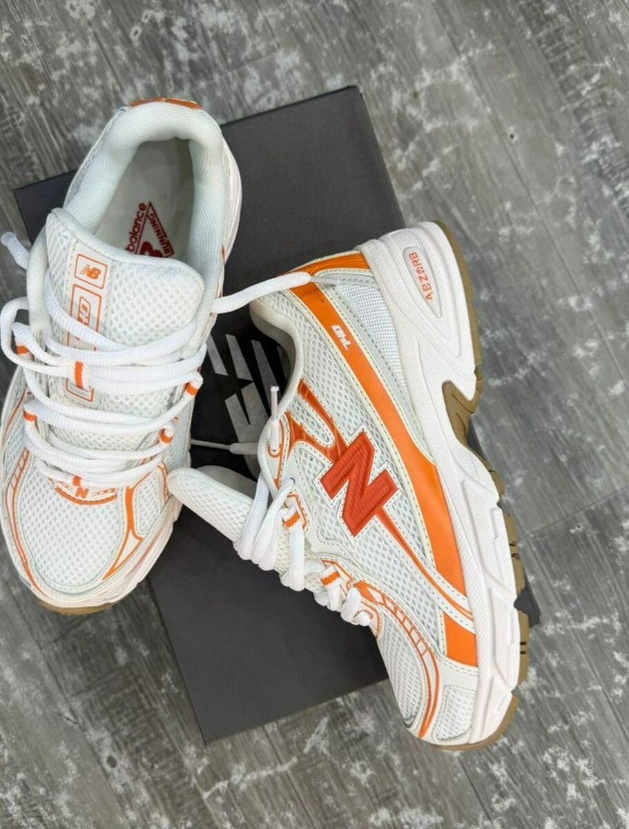 Baskets New balance 740