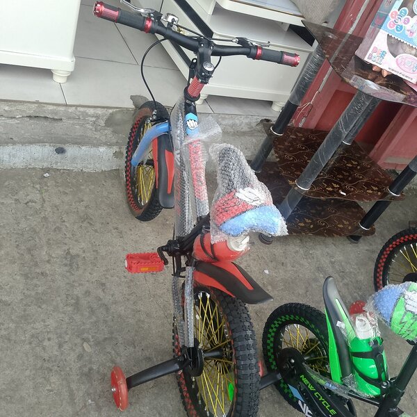 Vélo Enfant Coloré New Cycle