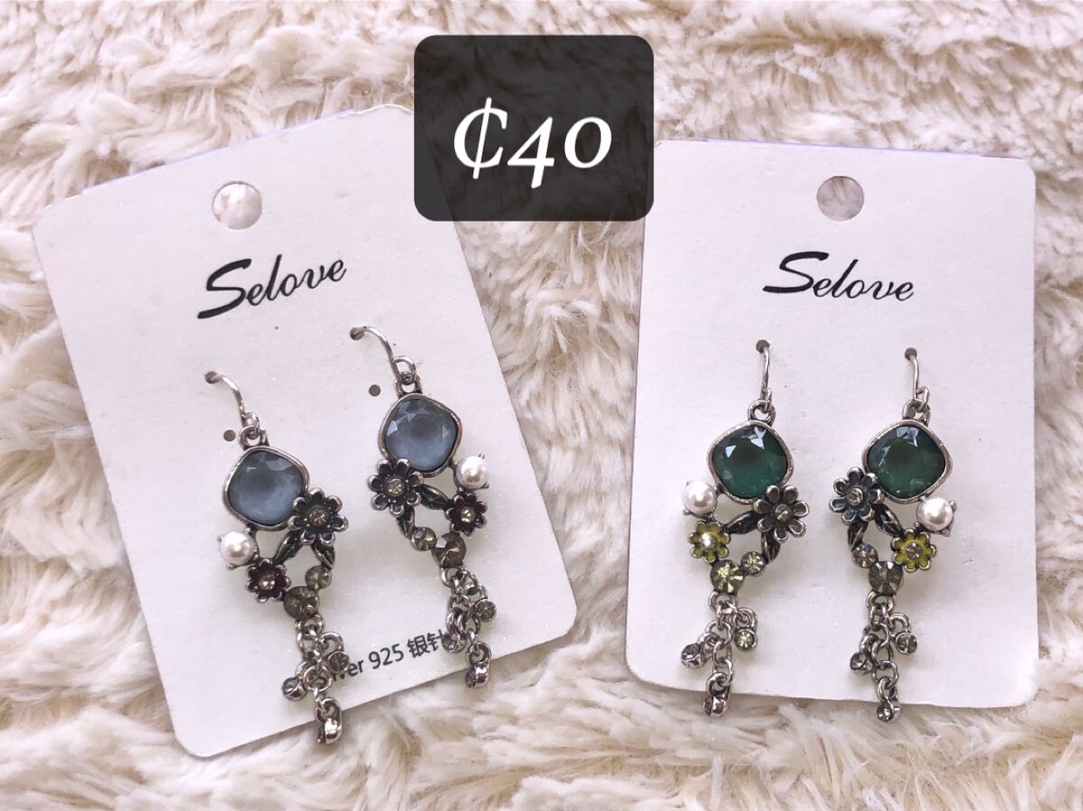 One of a kind vintage earrings.